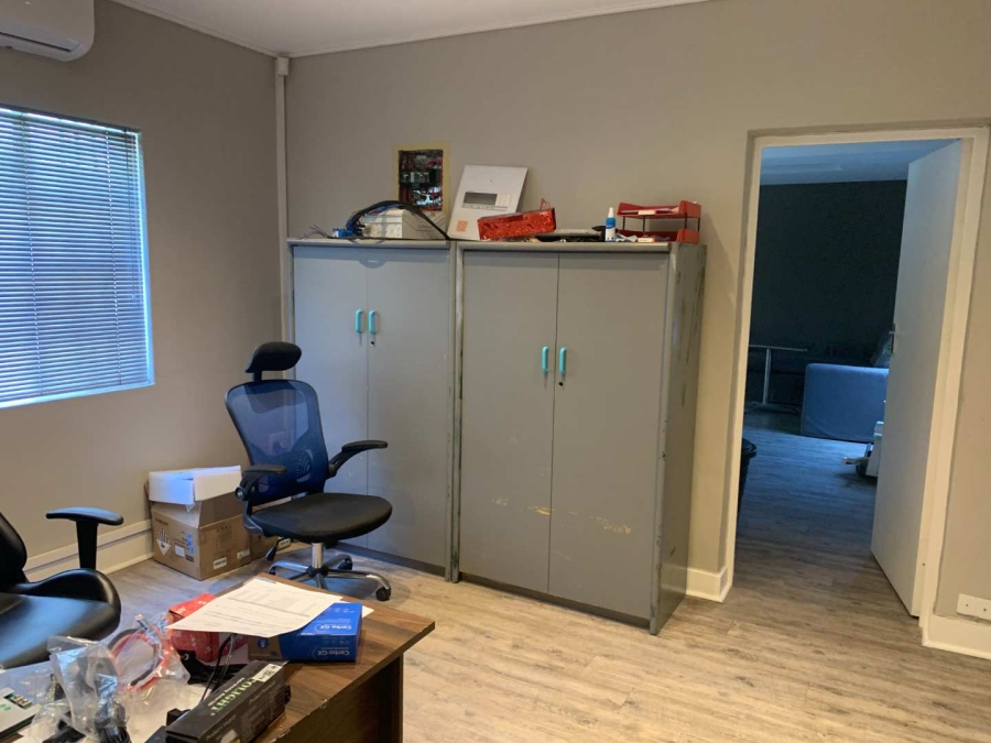 To Let commercial Property for Rent in Maitland Western Cape